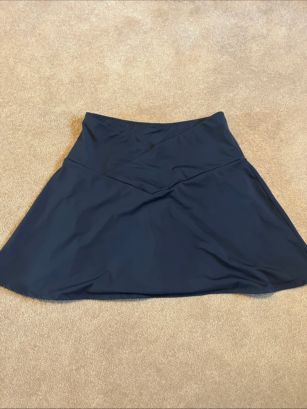 Kyodan LineDrive Cross Waist Skort with V-Waist Detail
